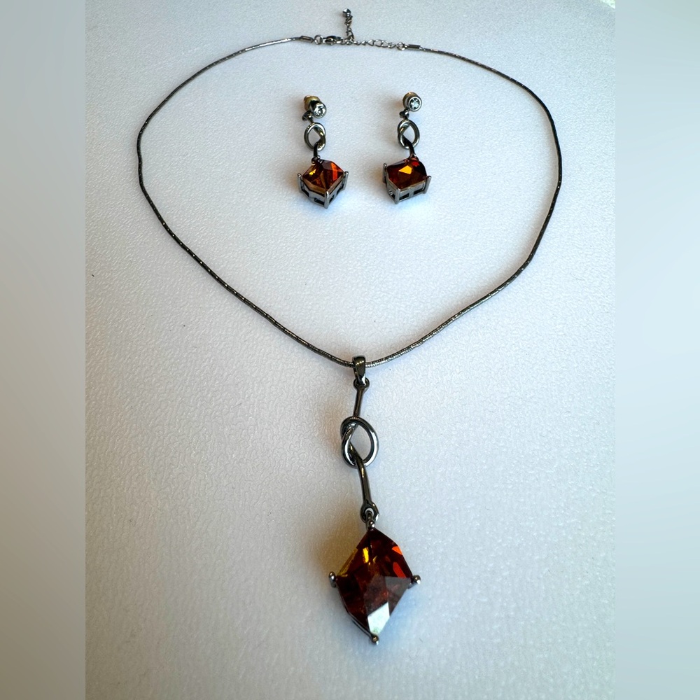 Fifth Avenue Collection Necklace & Earrings Set